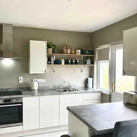 Donegal Beach Cottage With Sea Views, Sleeps Six Lettermacaward Exterior photo