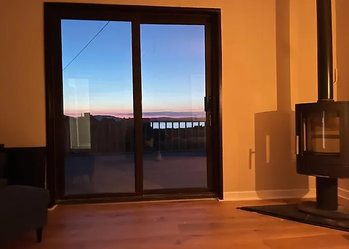 Donegal Beach Cottage With Sea Views, Sleeps Six