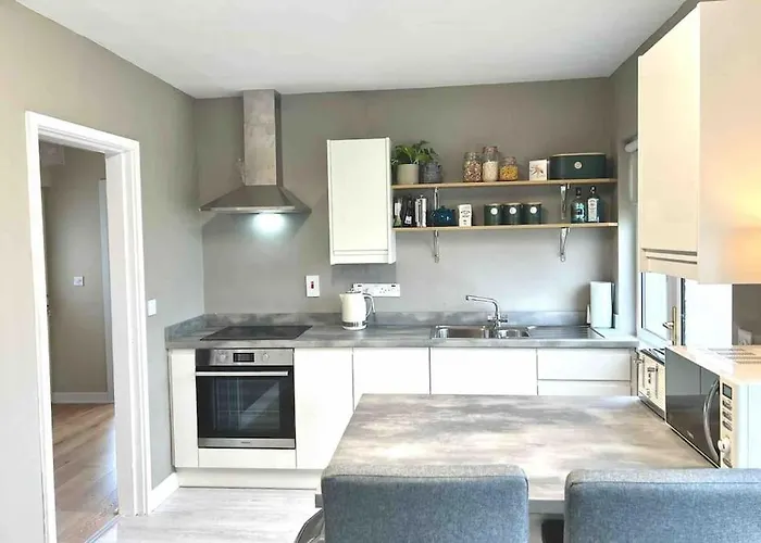 Donegal Beach Cottage With Sea Views, Sleeps Six