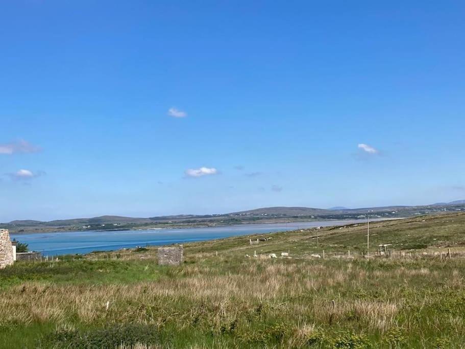 Donegal With Sea Views, Sleeps Six *